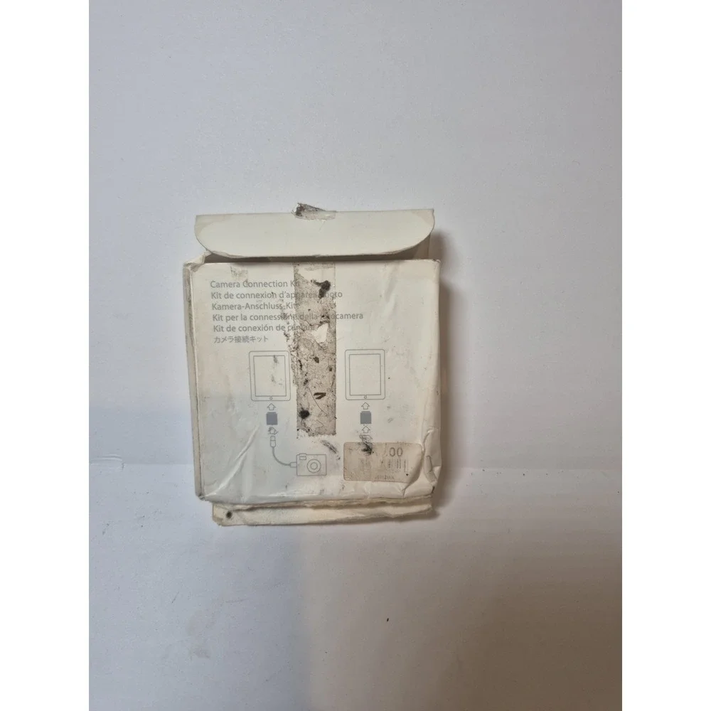 Apple iPad/iPod Camera Connection Kit - MC531ZM/A - 30pin - USB & SD Card Reader